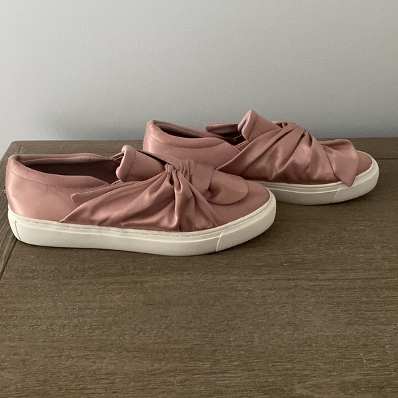 New with Stickers Steven by Steve Madden Pink Bow Slip-in Sneakers - Size 6.5 - Picture 3 of 7